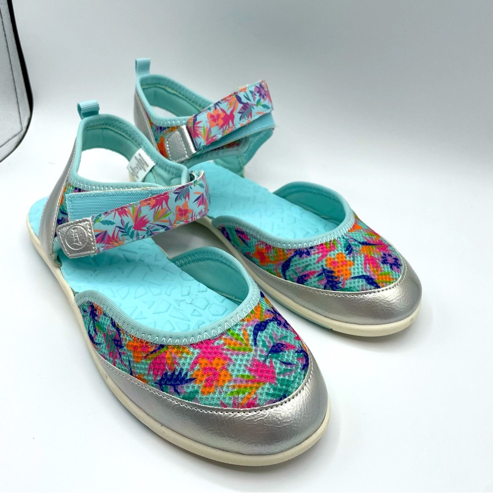 Lands end shoes